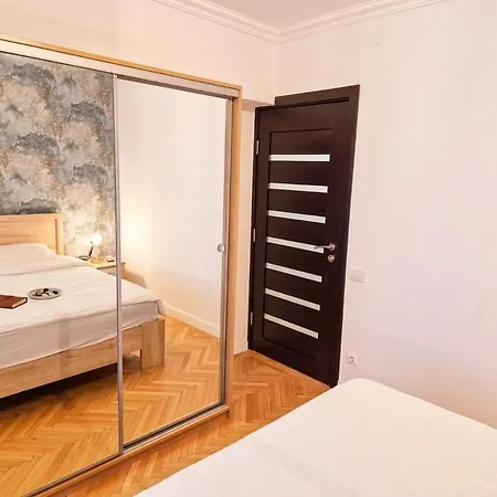 Apartment Cozy Velvet Near Calea Victoriei Bucharest